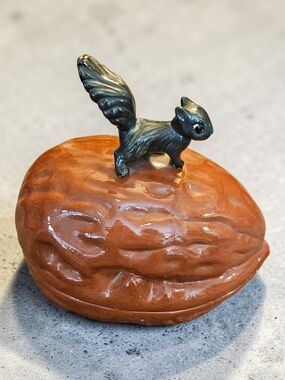 Hand Crafted Brown Walnut-Shaped Ceramic Box with Black Squirrel Knob
